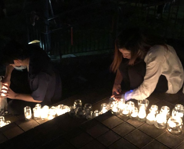 candle1-1.jpg